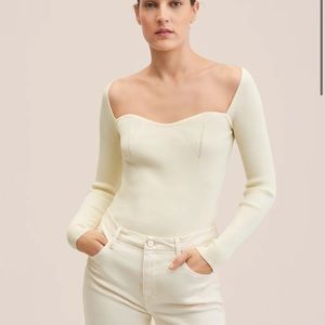 Mango white long sleeve with sweetheart neckline